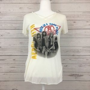 Aerosmith Criss Cross T-Shirt NWOT
